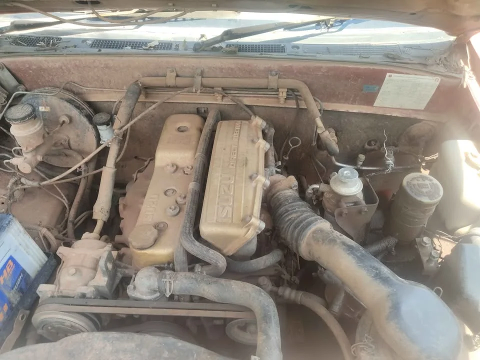 1995 Isuzu TFR III 3