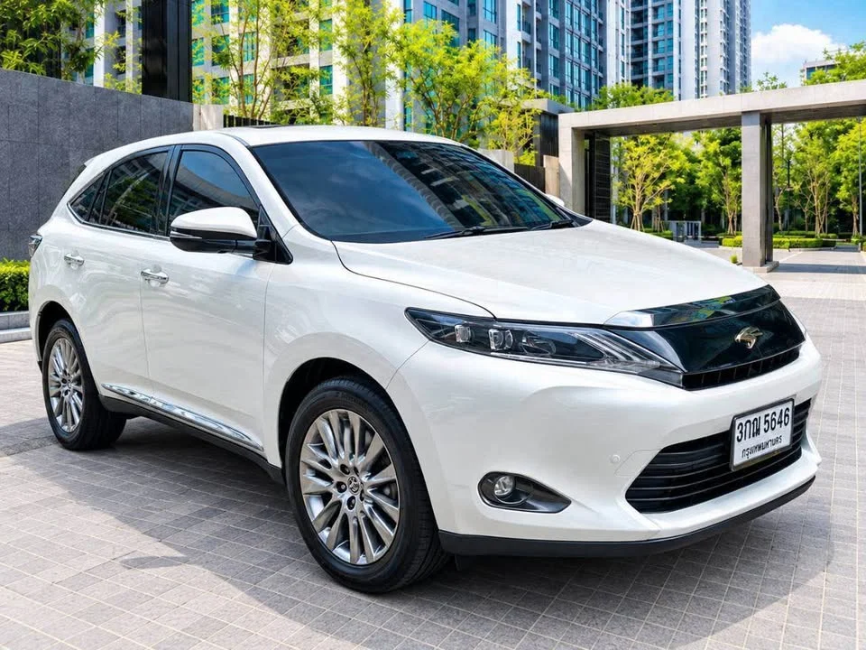 2014 Toyota Harrier III 2