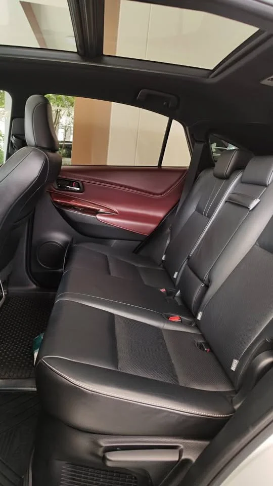 2015 Toyota Harrier III 2