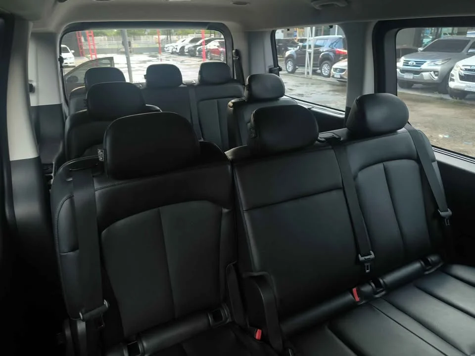 2021 Hyundai Staria US4 3