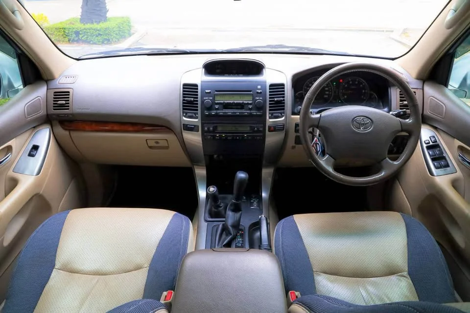 2005 Toyota Land Cruiser Prado J120 2