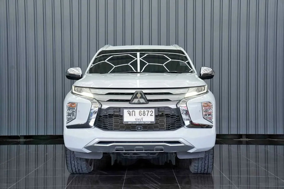 2020 Mitsubishi Pajero Sport III 2