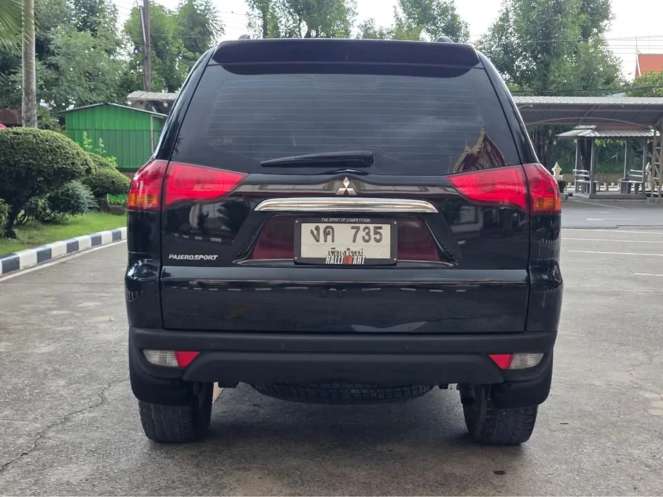 2010 Mitsubishi Pajero Sport II 2