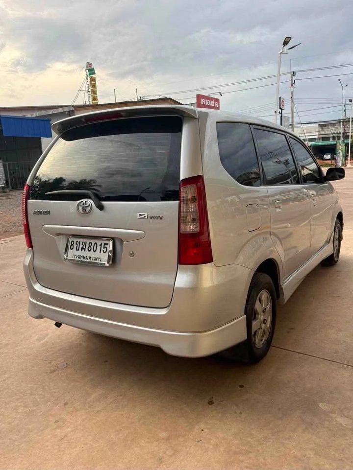 2005 Toyota Avanza I 2