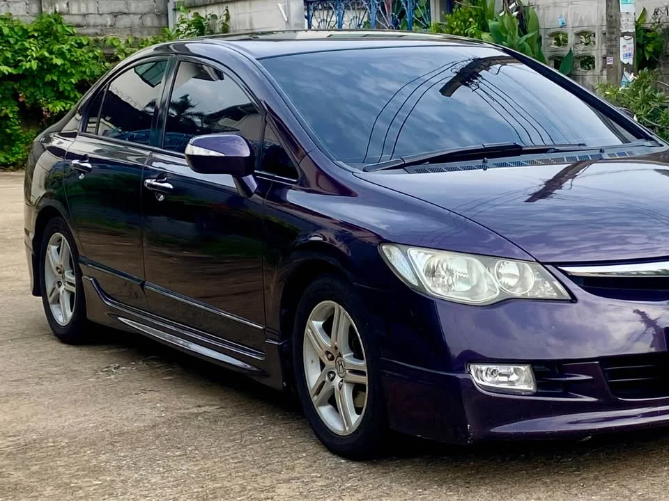 2005 Honda Civic VIII 2