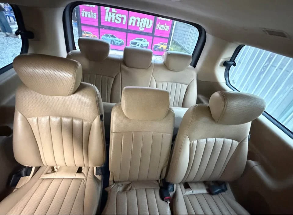 2012 Hyundai H-1 II 2