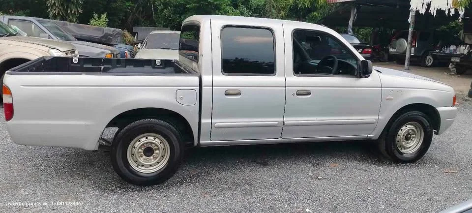 2001 Mazda 2500 Fighter V 3