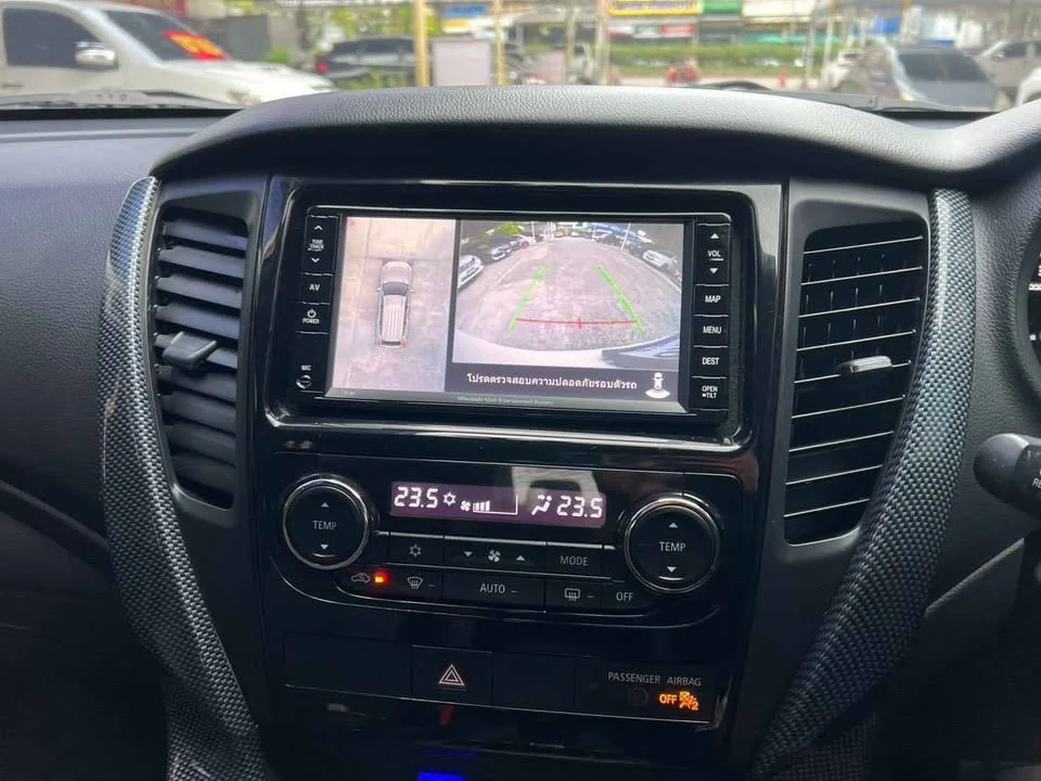 2017 Mitsubishi Pajero Sport III 2