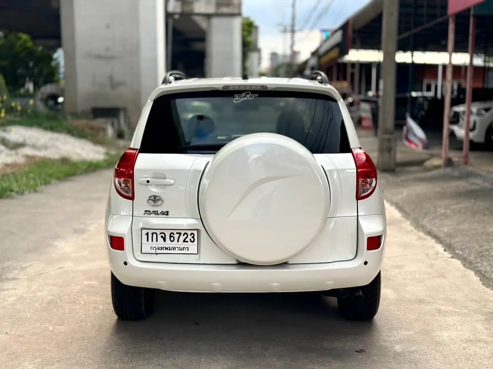 2006 Toyota RAV4 III 3