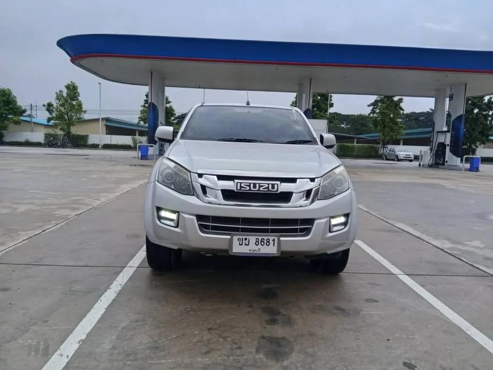 2015 Isuzu D-Max II (RT) 3