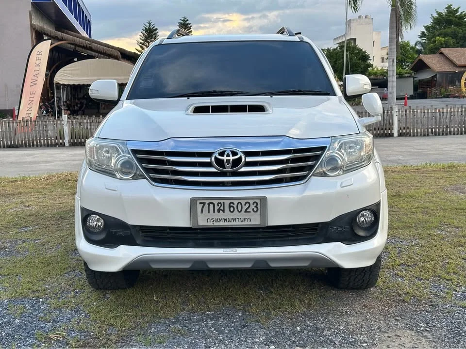 2013 Toyota Fortuner I 2