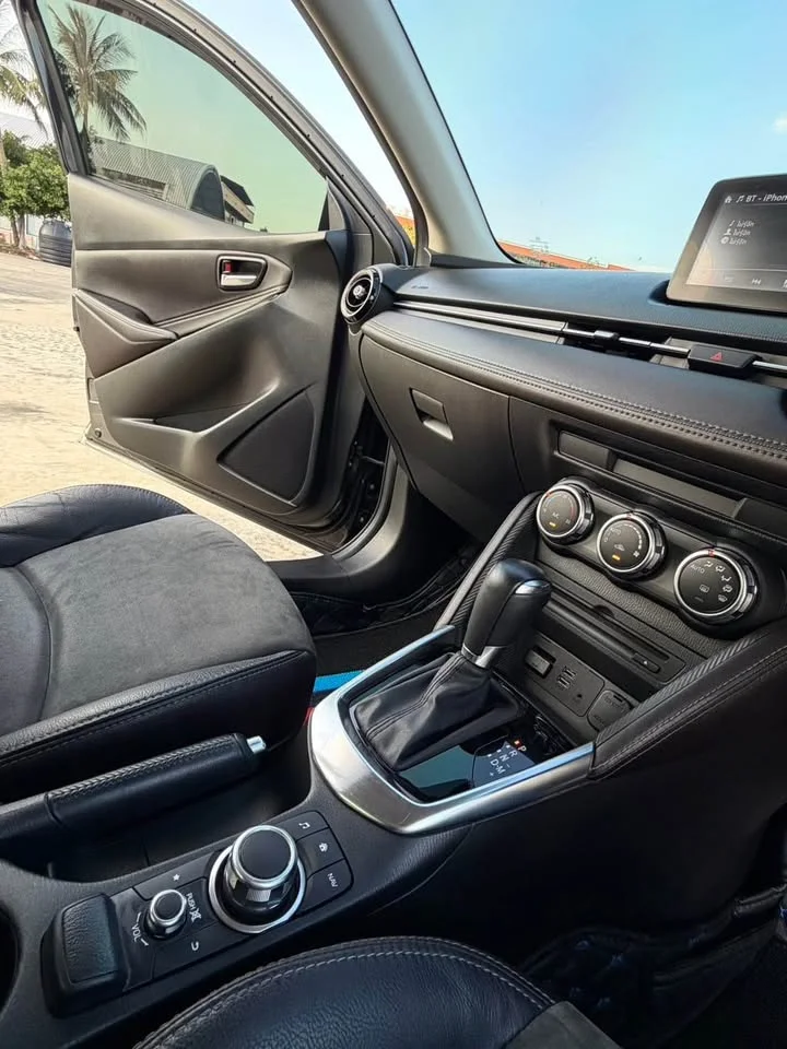 2018 Mazda 2 III 2