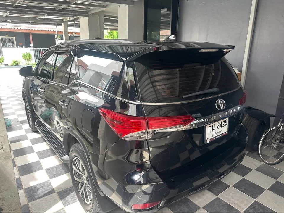 2019 Toyota Fortuner II 2