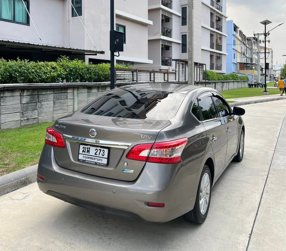 2012 Nissan Sylphy III (B17) 2