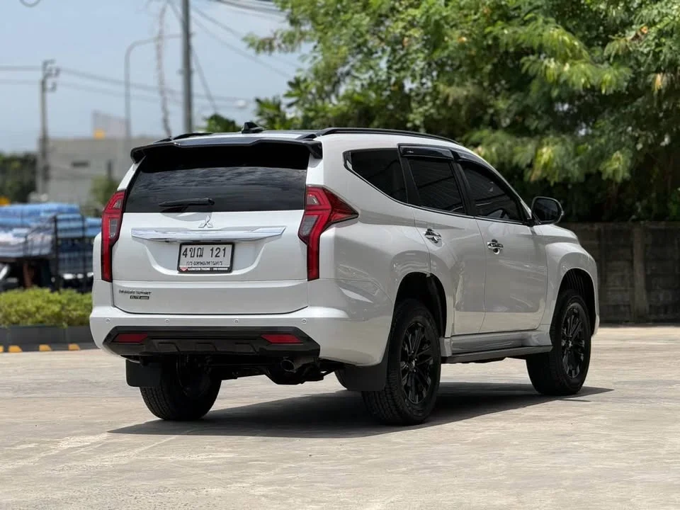 2023 Mitsubishi Pajero Sport III 2