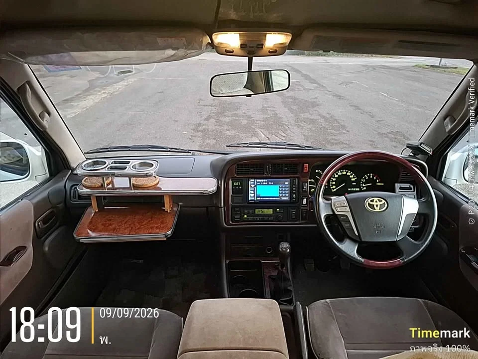 2002 Toyota Commuter IV (H100) 3
