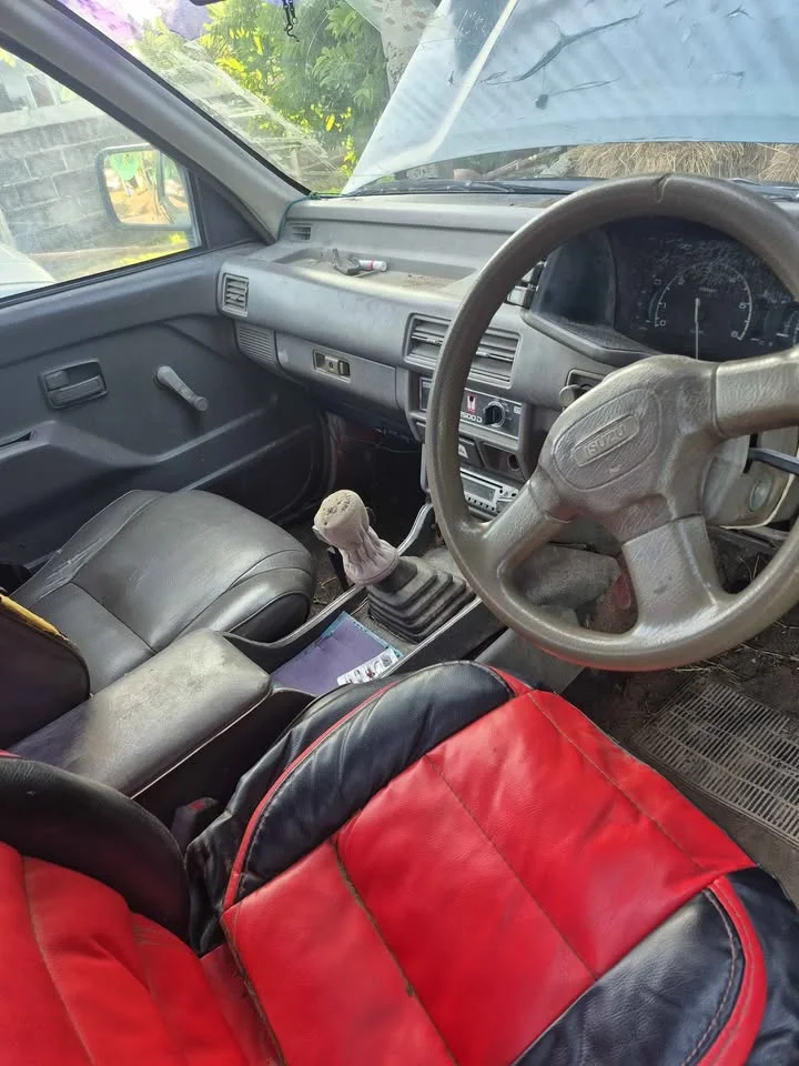1996 Isuzu TFR III 3