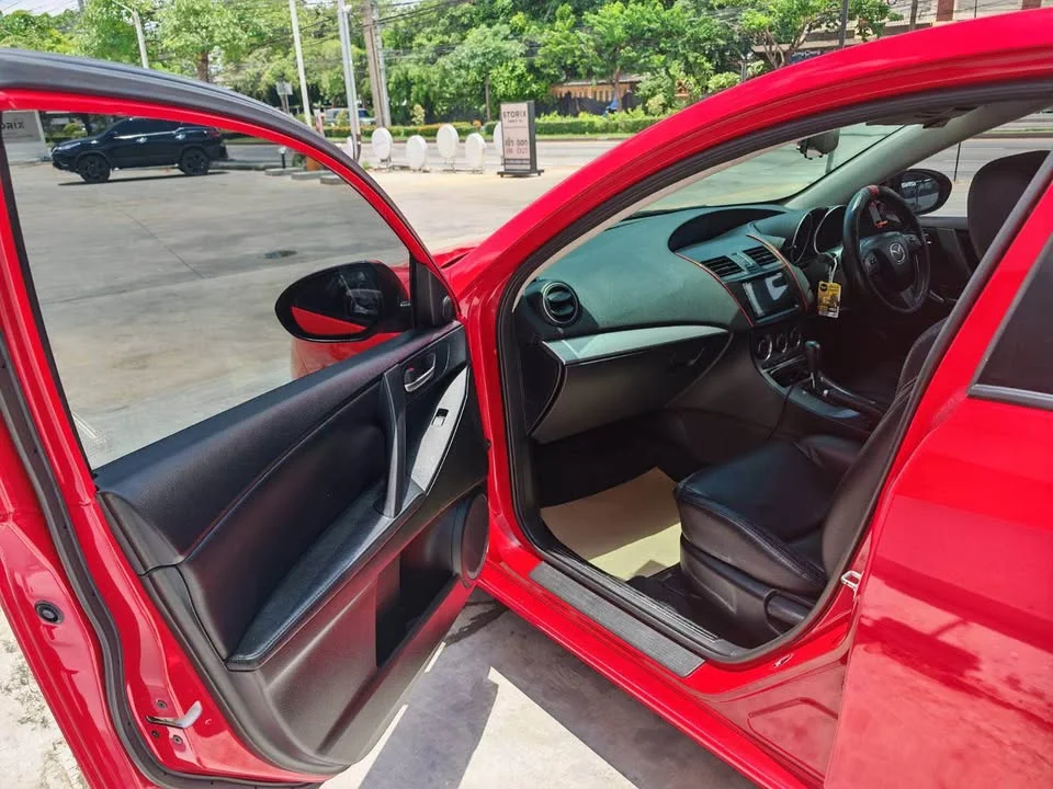2012 Mazda 3 II 3