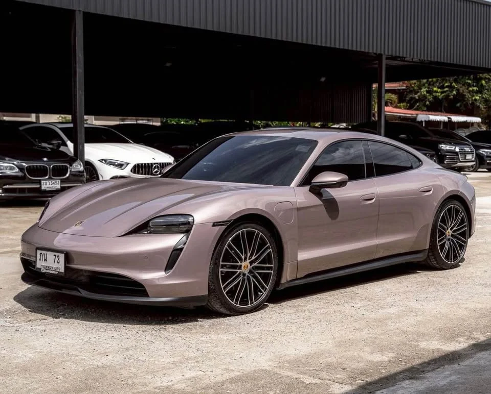 2021 Porsche Taycan 9J1 2