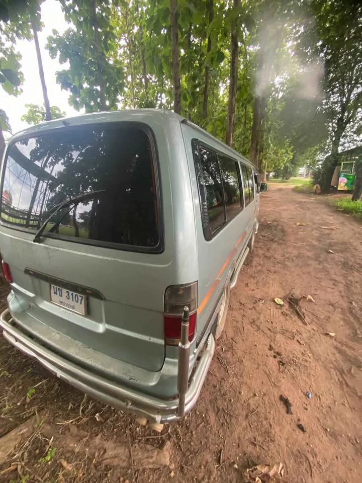 1994 Toyota Commuter IV (H100) 2