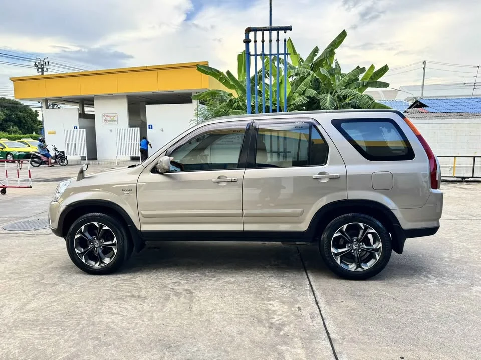 2002 Honda CR-V II 2
