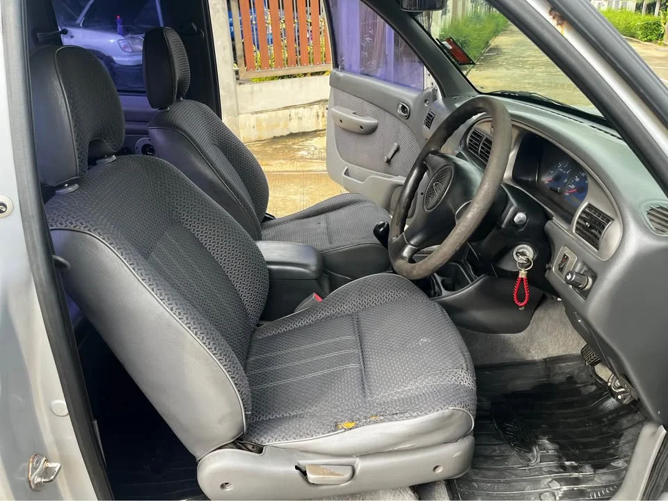 Ford Ranger I 2