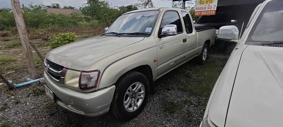 2003 Toyota Hilux Tiger VI 2