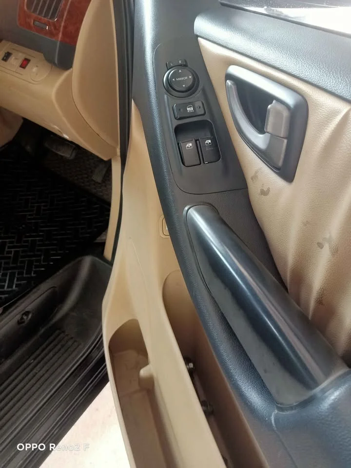 2011 Hyundai H-1 II 2