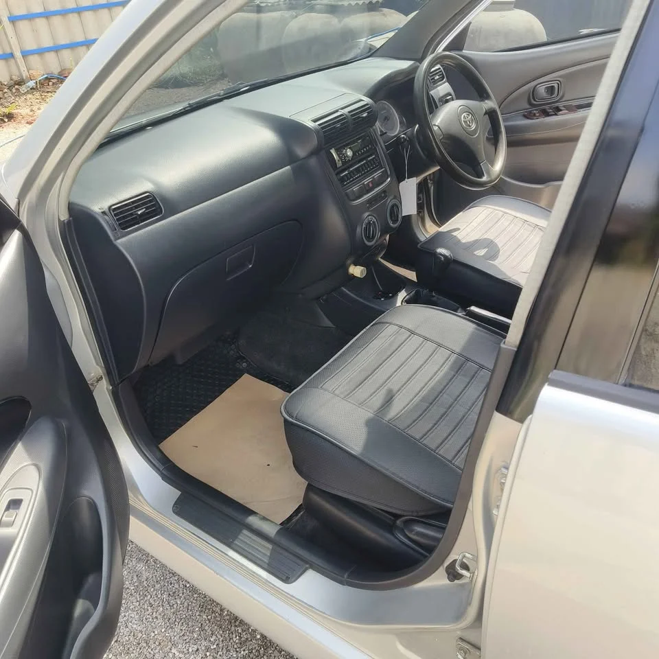2005 Toyota Avanza I 2