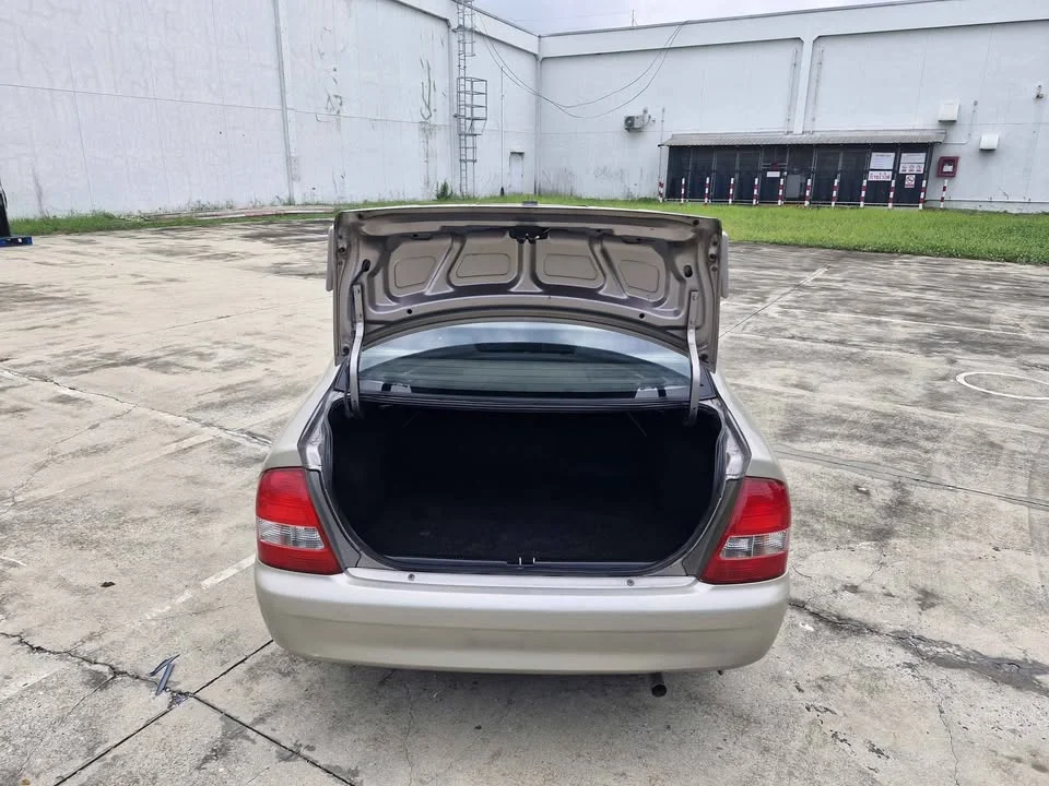 2003 Mazda 323 VIII 2