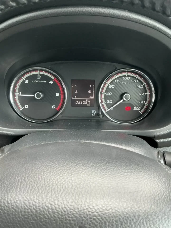 2018 Mitsubishi Triton V 2