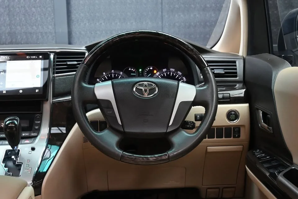 2013 Toyota Alphard, Vellfire II (AH20) 2