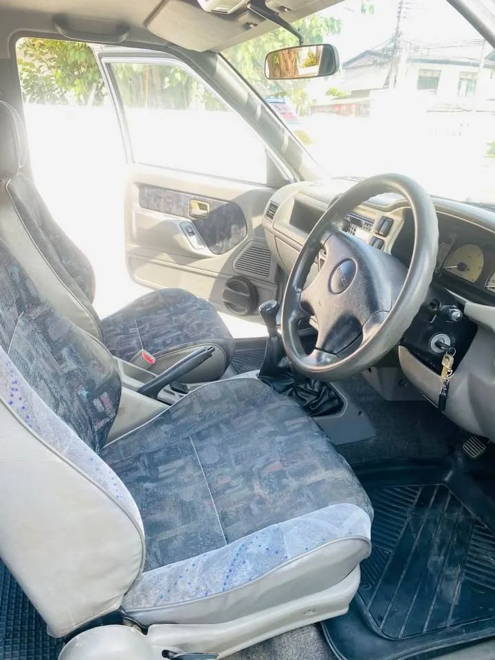 2002 Isuzu Faster Dragon Eyes III 3
