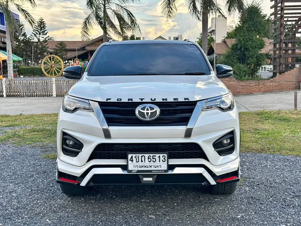 2019 Toyota Fortuner II 2