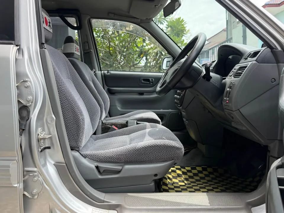 2000 Honda CR-V I 2