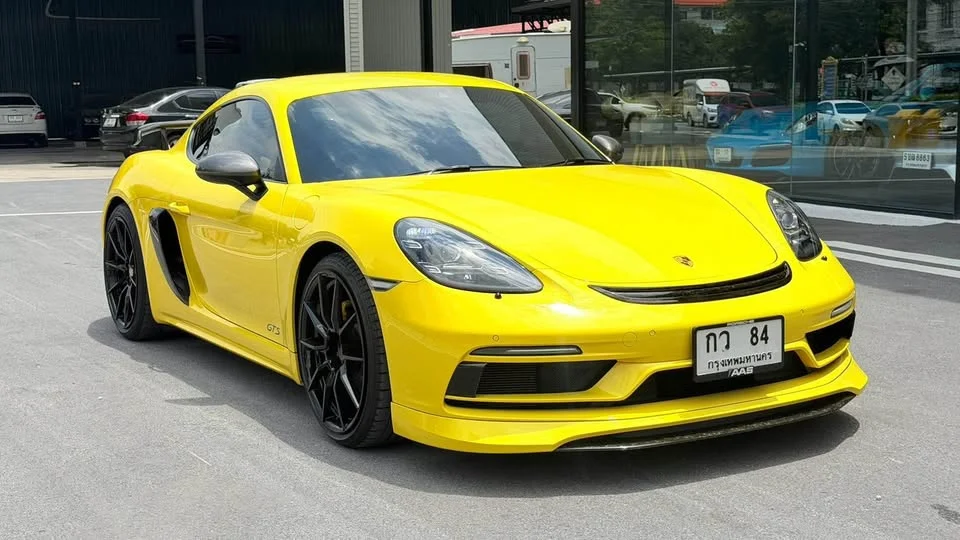 2022 Porsche 718 Boxster and Cayman IV 2
