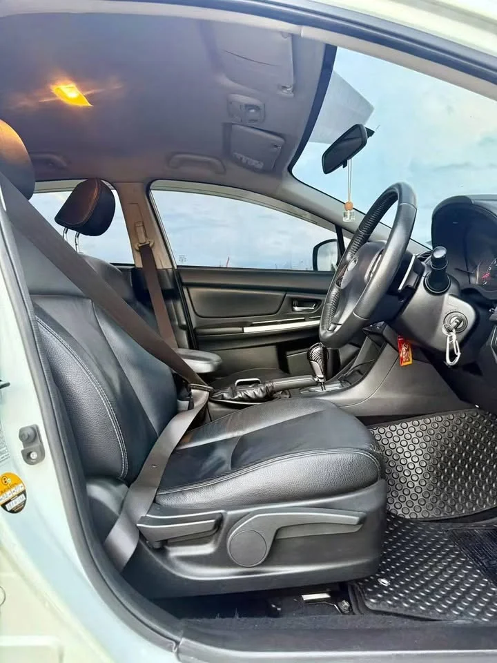 2015 Subaru XV I 2