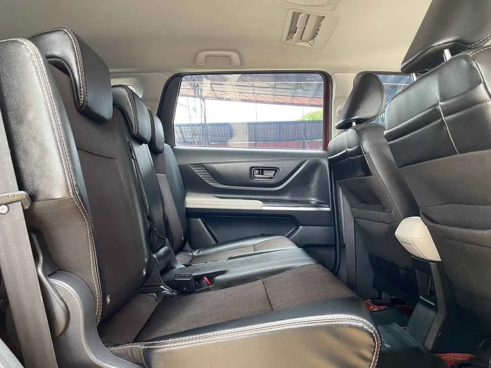 2023 Toyota Veloz III 2