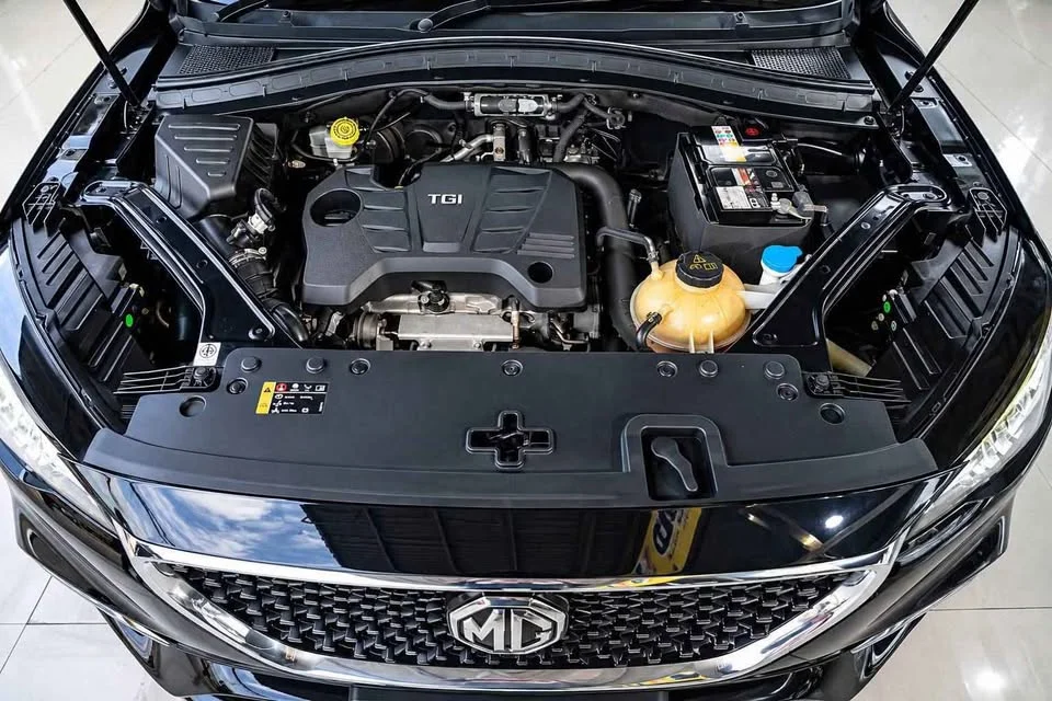 2021 MG HS 3