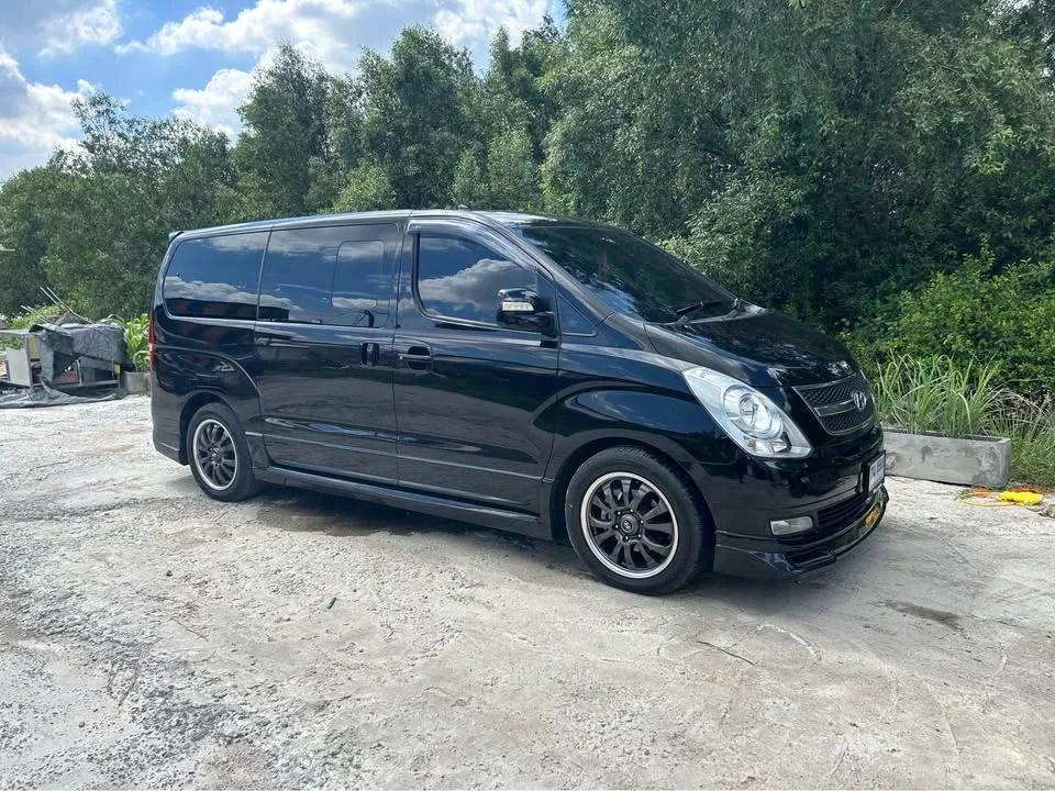 2010 Hyundai H-1 II 2