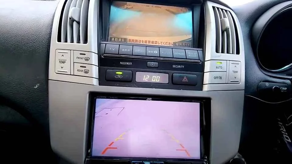 2005 Toyota Harrier II 3