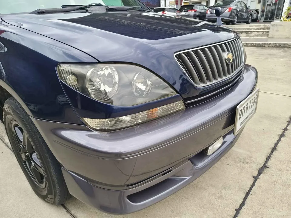 1998 Toyota Harrier I 2