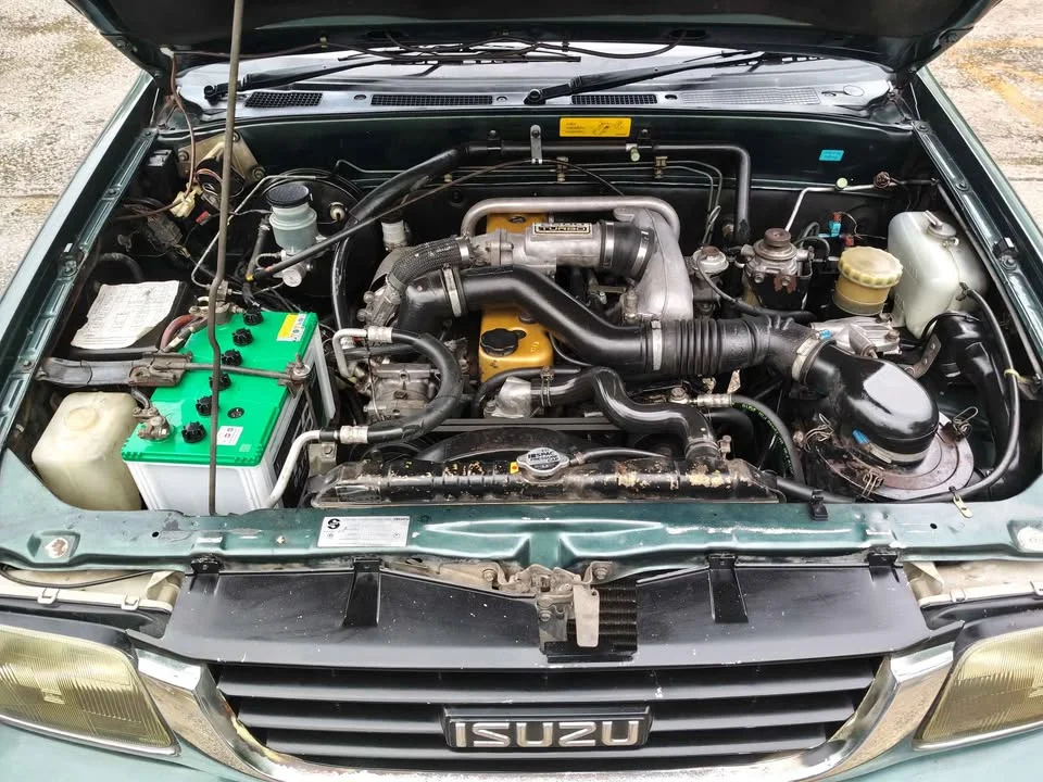 1997 Isuzu Faster Dragon Eyes III 2
