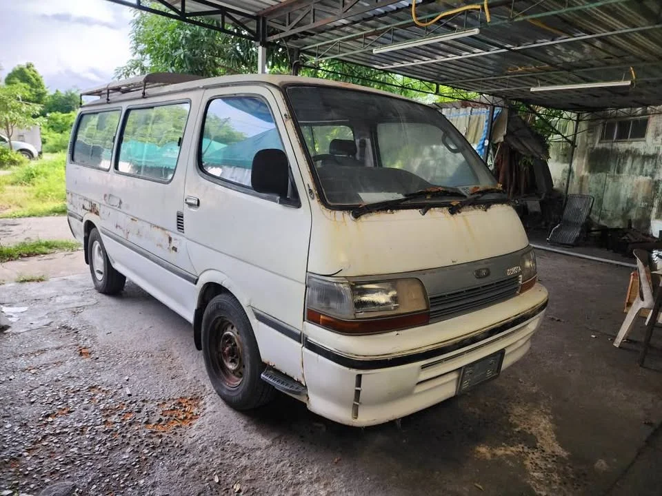 1992 Toyota Commuter IV (H100) 2