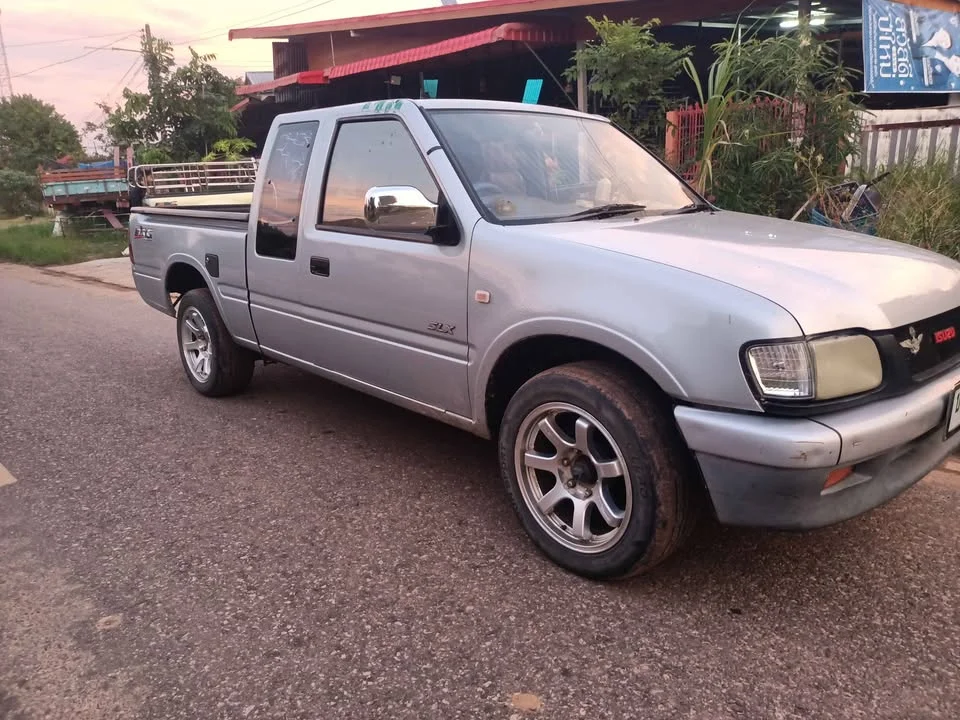 2000 Isuzu Faster Dragon Eyes III 2