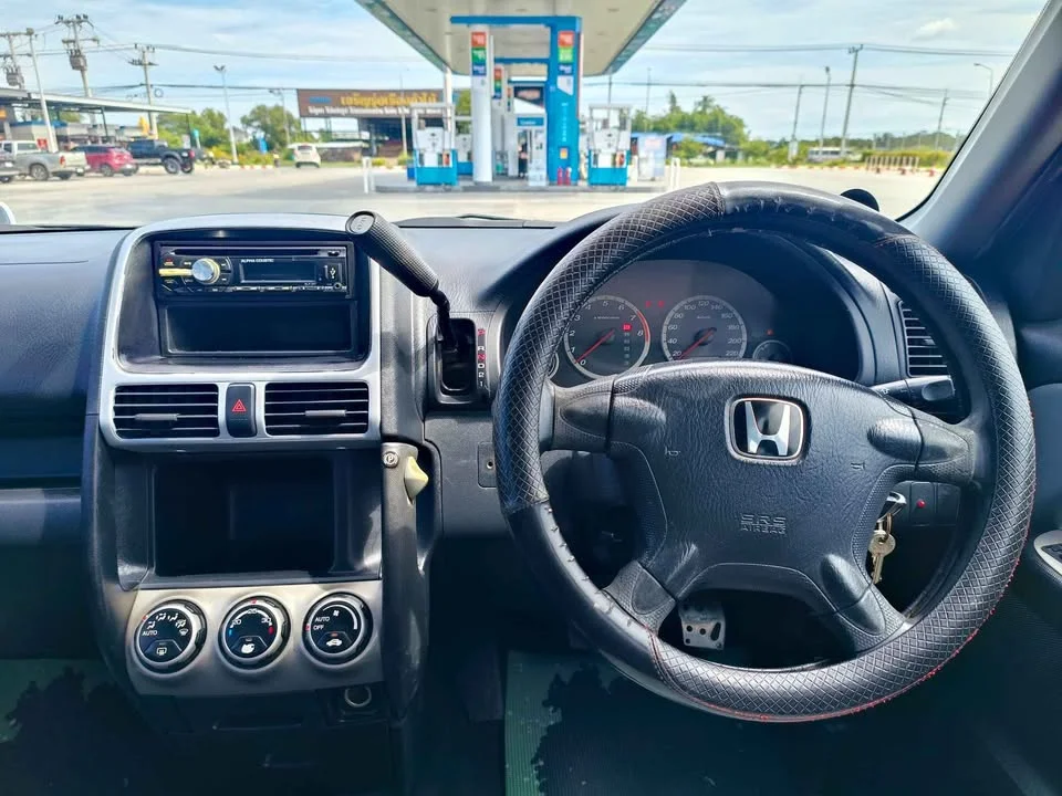 2003 Honda CR-V II 2
