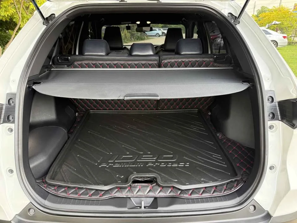 2024 Toyota Yaris Cross AC200 3