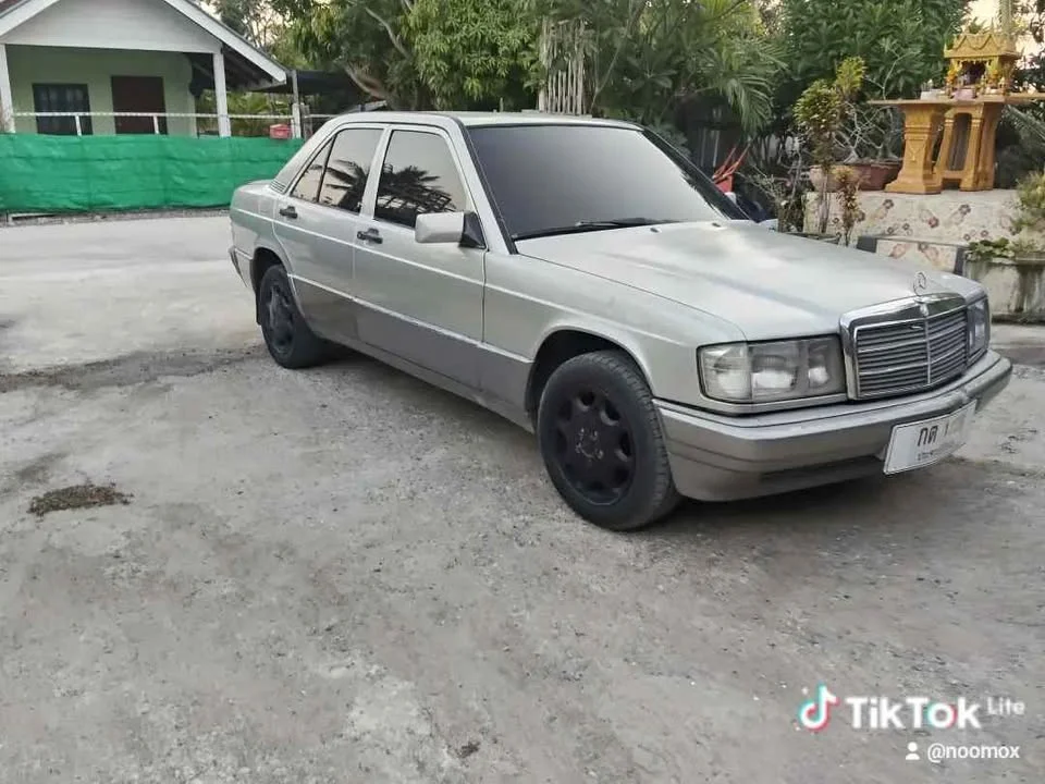 1990 Benz C-Class W201 (190, 190E, 190D) 3