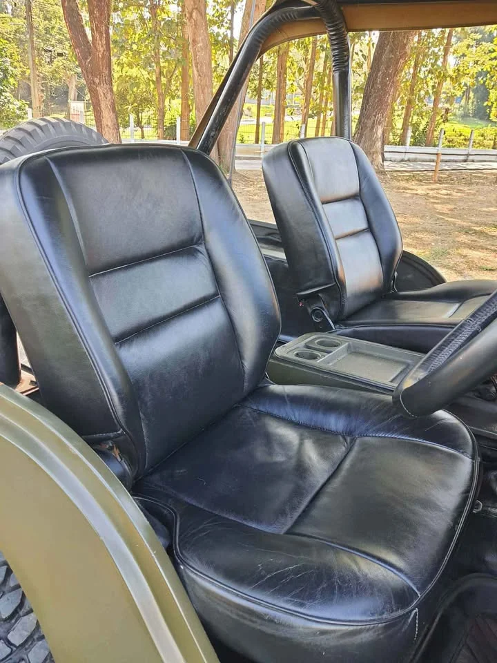 1990 Jeep CJ 1-7 3