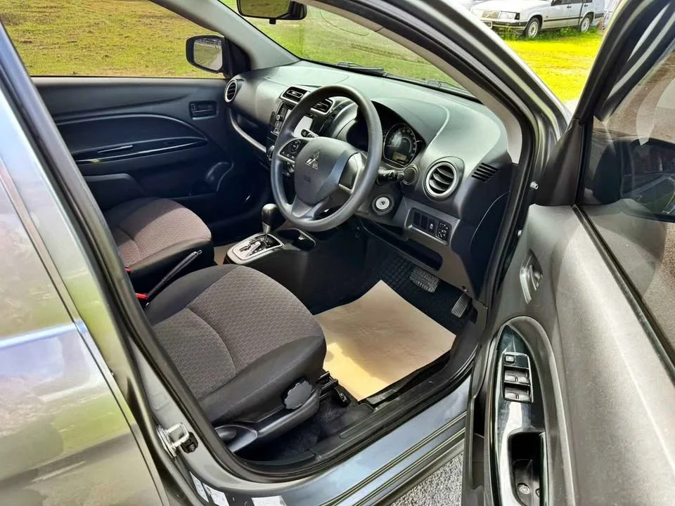 2018 Mitsubishi Mirage VI 3